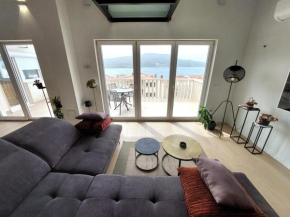 Penthouse Eva